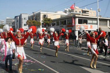 Limasol, Kıbrıs, 26 Şubat 2017: Yıllık Limasol karnaval, Grand karnaval geçit Başpiskopos Makarios III cadde üzerinde