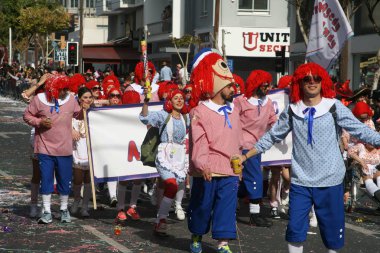 Limasol, Kıbrıs, 26 Şubat 2017: Yıllık Limasol karnaval, Grand karnaval geçit Başpiskopos Makarios III cadde üzerinde