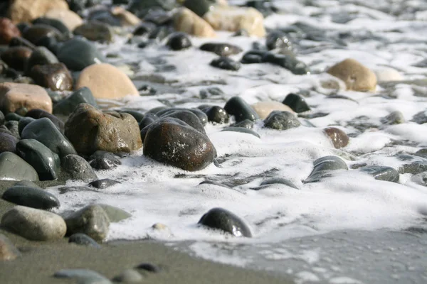 Úzké Mokrých Kamenů Zpěněná Mořská Voda Dasoudi Beach Limassol Kypr — Stock fotografie