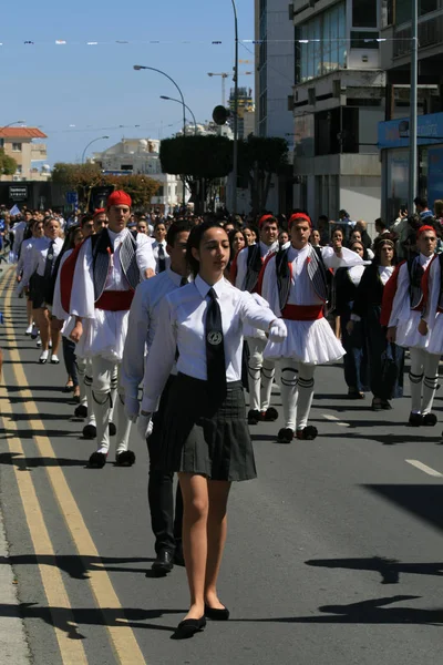 Limassol Kypr Března 2019 Mladí Lidé Školní Uniformě Řecké Národní — Stock fotografie