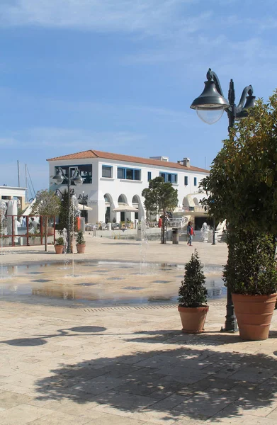 Limassol Chipre Abril 2019 Praça Limassol Marina Com Uma Pequena — Fotografia de Stock