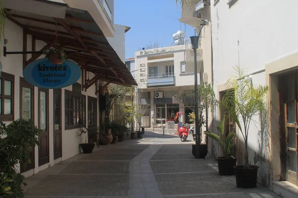 Limassol Chypre Avril 2019 Rue Piétonne Étroite Dans Vieille Ville — Photo