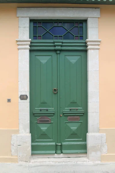 Green Wooden Vintage Front Door Stained Glass Window Interesting Metal — Stock Photo, Image