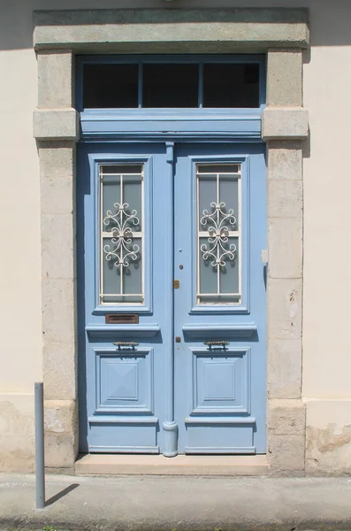 Retro Style Blue Wooden Front Door Glass Panels Metal Grates — Stock Photo, Image