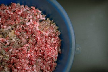 Kıyma tankın içinde.