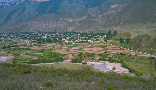 Dorf Mit Vielen Häusern Den Bergen — Stockfoto