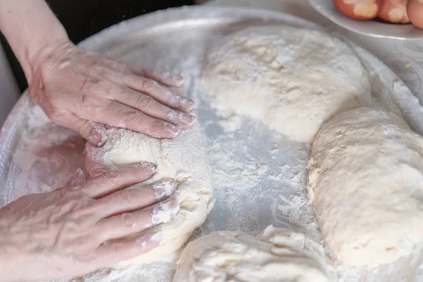Gotowe Ciasto Przygotowane Pieczenia — Zdjęcie stockowe