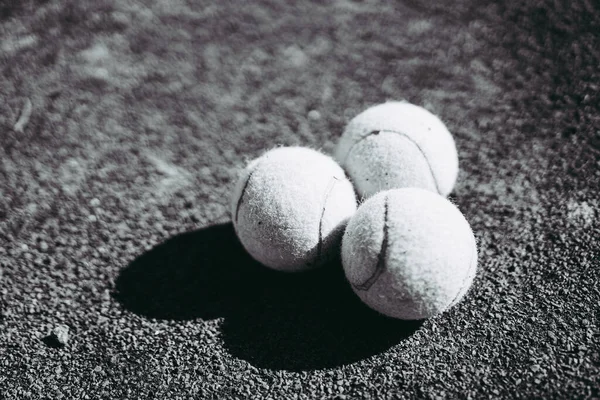 Sahada Tenis Topları — Stok fotoğraf