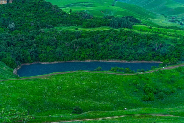 Lago Montagna Tra Pianure — Foto Stock