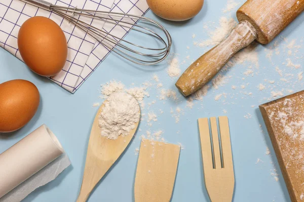 Ingredients Kitchen Items Baking Cakes Kitchen Utensils Flour Eggs Light — Stock Photo, Image