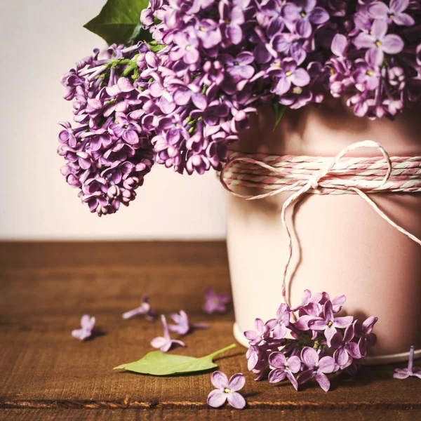 Güzel bir demet leylak