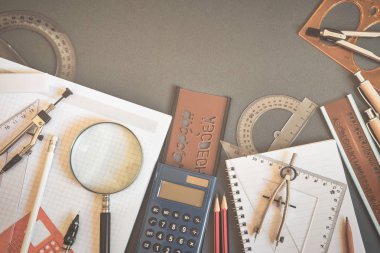 Eğitim veya okul geçmişine geri dön