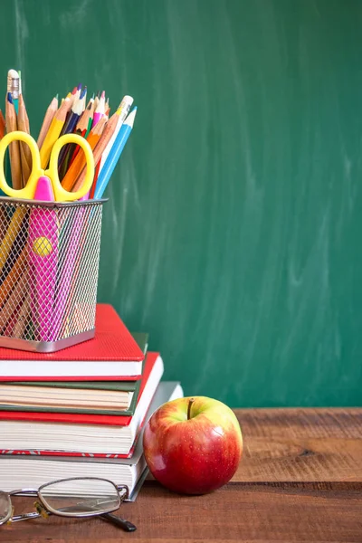 Eğitim veya okul geçmişine geri dön