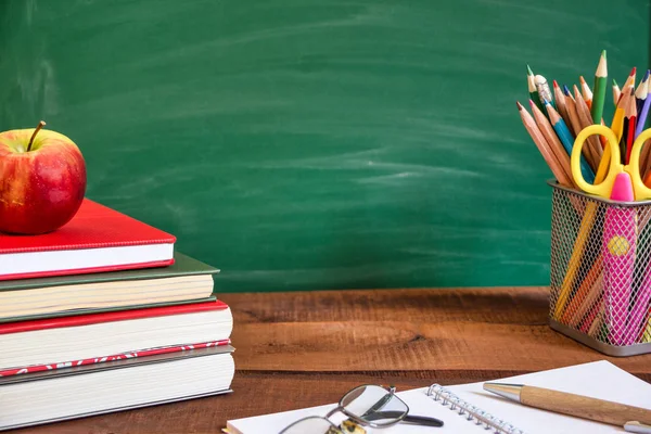 Eğitim veya okul geçmişine geri dön