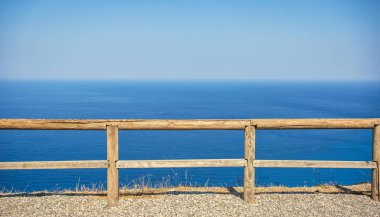 Sonsuz İyon Denizi manzarası