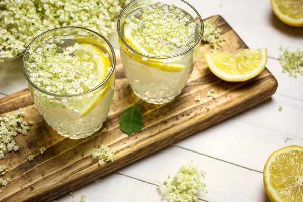 Limonada Casera Flor Saúco Bebida Saludable Refrescante Para Verano Foto —  Fotos de Stock