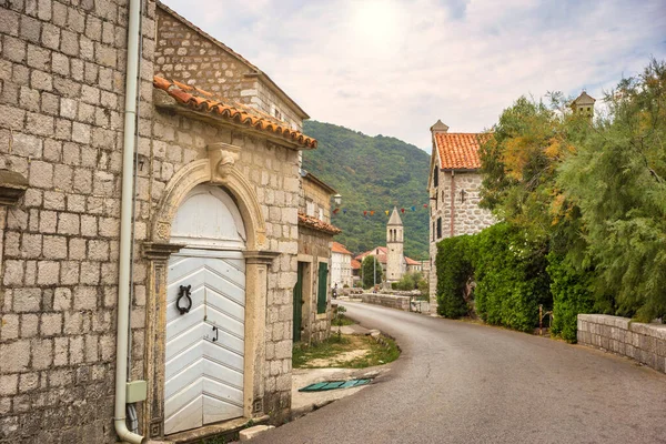 Antiguas Casas Tradicionales Mediterráneas Piedra Bahía Kotor Boka Kotorska Montenegro — Foto de Stock