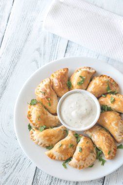 Krem sarımsak sosu ile Mini tavuk payları