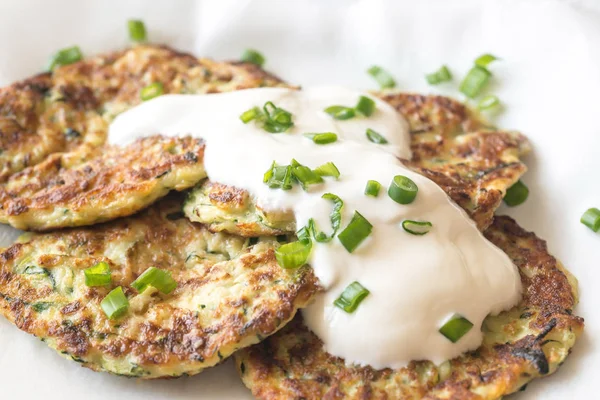 Yunan yoğurtlu Kabak börek