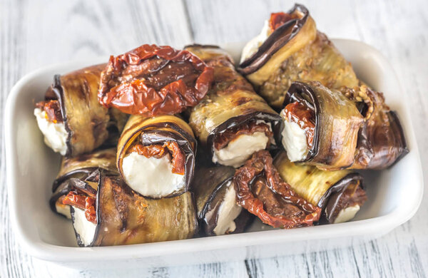 Aubergine rolls with cream cheese and sun-dried tomatoes