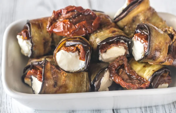 Panini Melanzane Con Crema Formaggio Pomodori Secchi — Foto Stock