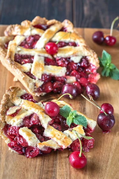 Pastel Cereza Tabla Madera — Foto de Stock