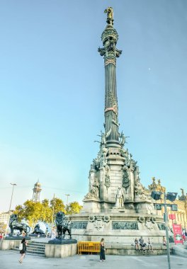 Barcelona, İspanya - 19 Temmuz 2018: Barselona Columbus anıt bakış. Columbus anıt Christopher Columbus La Rambla Caddesi alt ucunda bir 60 m. yüksekliğinde anıtıdır.