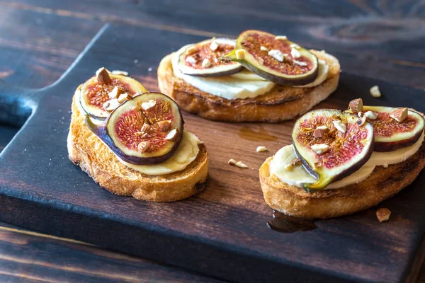 Toasts Cheese Figs — Stock Photo, Image