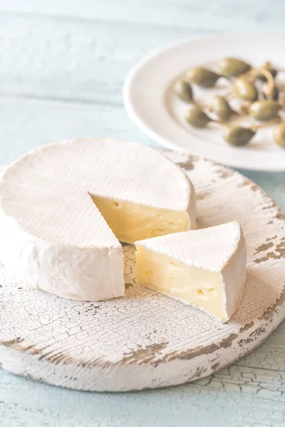 Camembert Capers Wooden Board — Stock Photo, Image