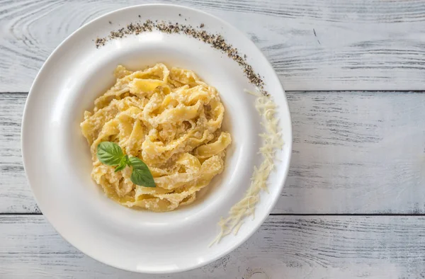 Fettuccine Alfredo Bölümünü — Stok fotoğraf