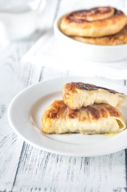 İtalyan flatbreads peynir ile doldurulmuş