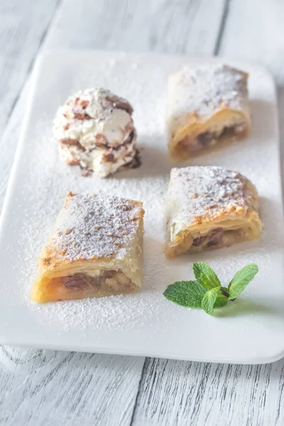 Slices Apple Strudel White Plate — Stock Photo, Image