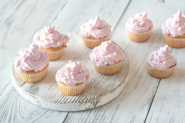 Molti Cupcake Fatti Casa Crema Rosa — Foto Stock