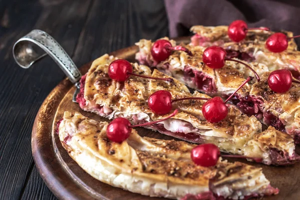 Cherry Custard Pie Decorated Cocktail Cherries — Stock Photo, Image