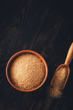 Bir kase esmer şeker