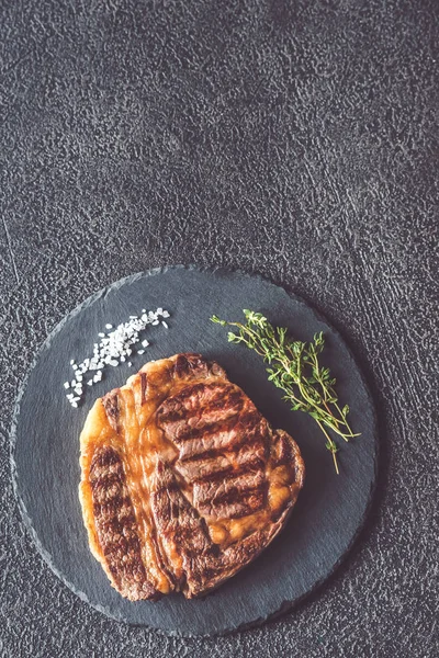 Steak de bœuf grillé — Photo