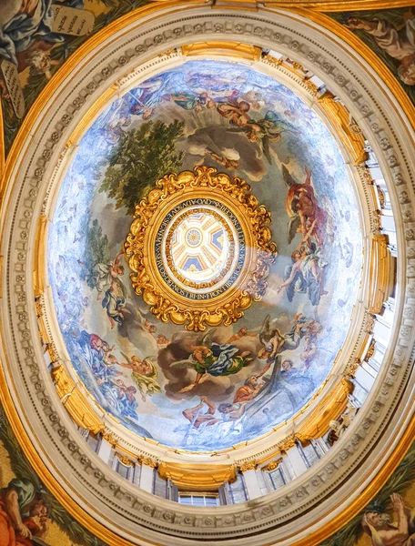 Interior da Basílica de São Pedro — Fotografia de Stock