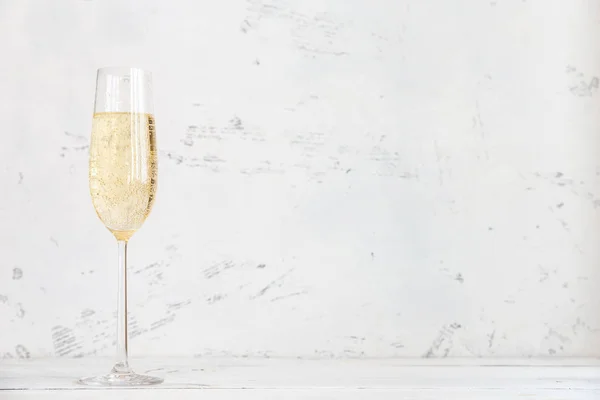 Ett glas champagne — Stockfoto