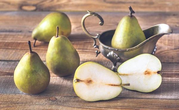 Pears on the wooden background — Stock Photo, Image