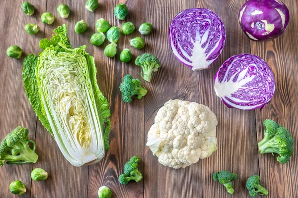 Assortment of different Cruciferous vegetables — Stock Photo, Image