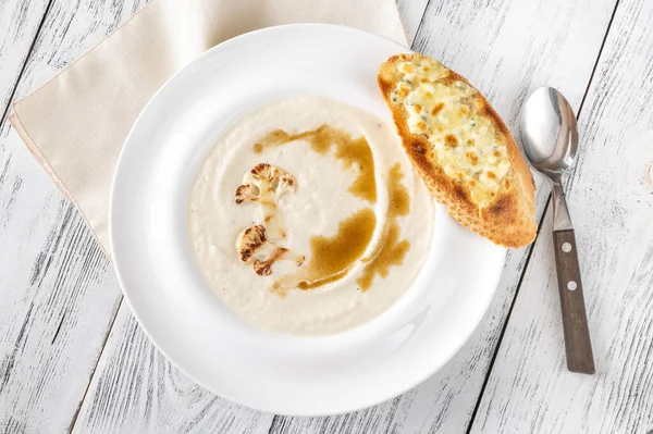 Sopa Coliflor Con Mantequilla Morena Tostadas Con Queso — Foto de Stock