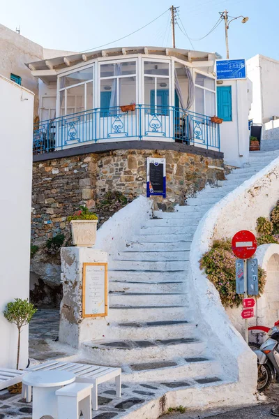 Serifos Grecia Septiembre 2018 Escaleras Taberna Griega Tradicional Chora Isla — Foto de Stock