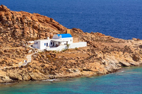 Bukten Och Kyrkan Agios Sostis Stranden Serifos Kykladerna Grekland — Stockfoto