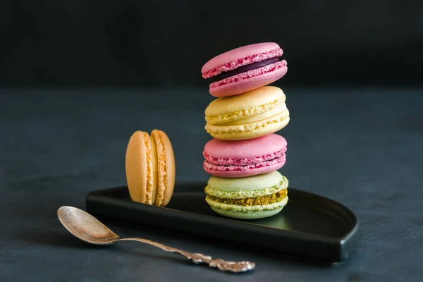 Bolos Macarons Coloridos Bolos Franceses Pequenos Macaroons Franceses Doces Coloridos — Fotografia de Stock