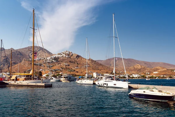 Utsikt Havnen Livadi Åsene Øya Serifos Hellas – stockfoto