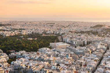 Atina günbatımı zamanında Lycabettus hill, Yunanistan görüntüleyin..