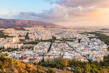 Atina günbatımı zamanında Lycabettus hill, Yunanistan görüntüleyin..