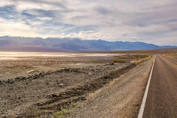 Paisaje del desierto del Parque Nacional del Valle de la Muerte, California EE.UU. . —  Fotos de Stock