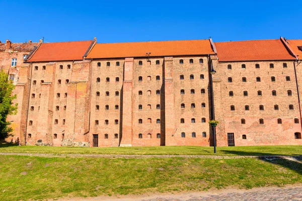 Historic granaries in Grudziadz on the Vistula River in Poland — Stock Photo, Image