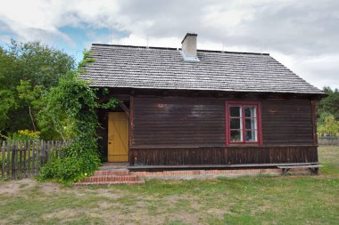 Osiek'teki Halk Kültür Müzesi'nde notec nehri kıyısındaki eski evi, açık hava müzesinde Polonya halk kültürünü sunuyor. Polonya, Avrupa
